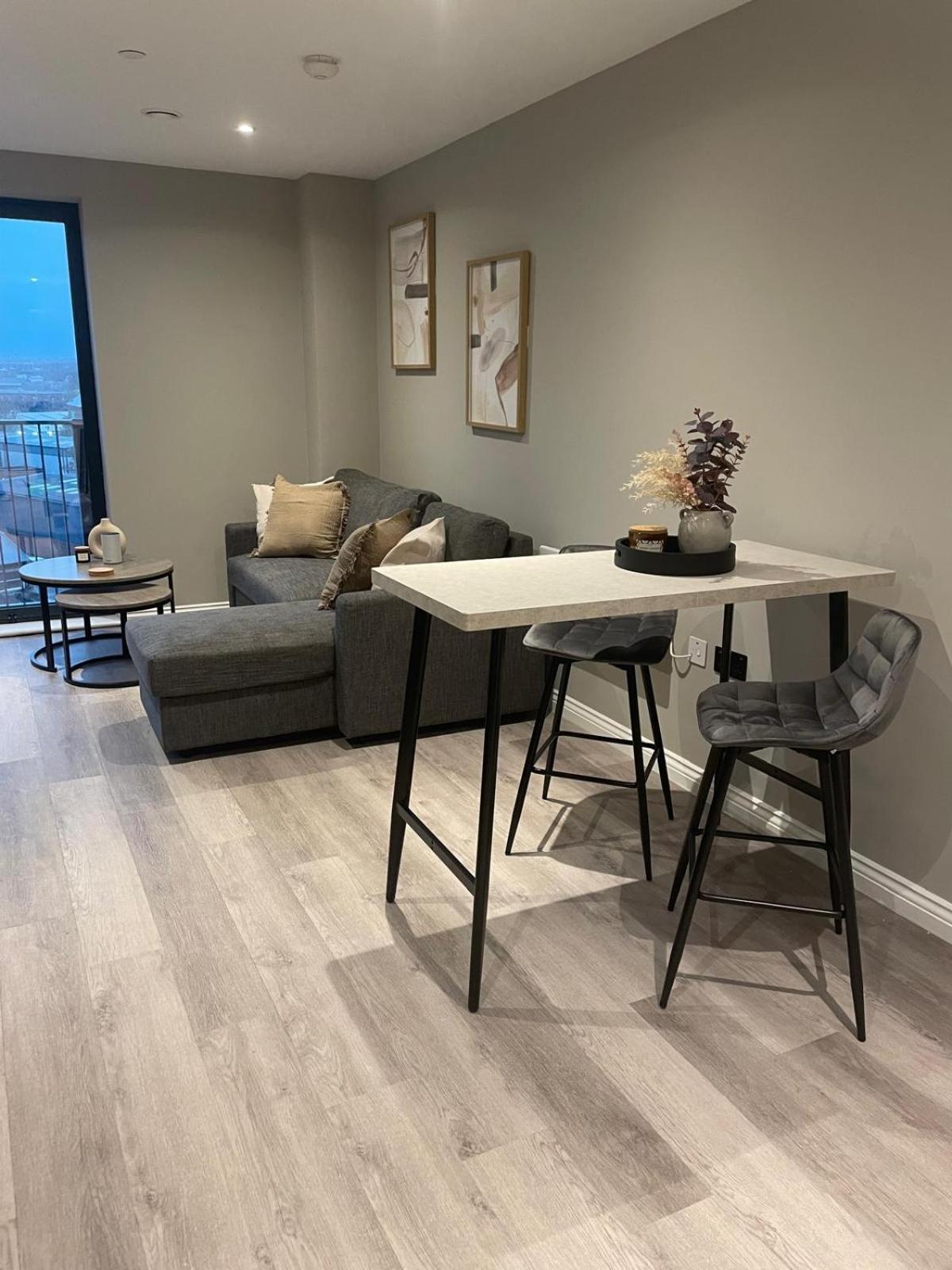 Superior 1 Bed Apartment By Leeds Train Staiton Екстериор снимка