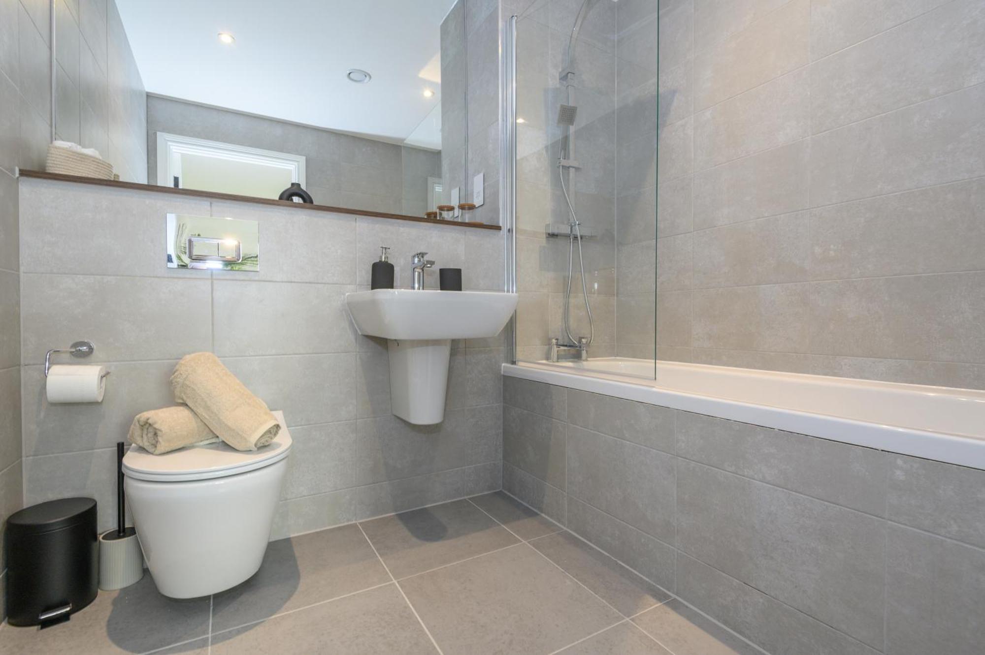 Superior 1 Bed Apartment By Leeds Train Staiton Екстериор снимка