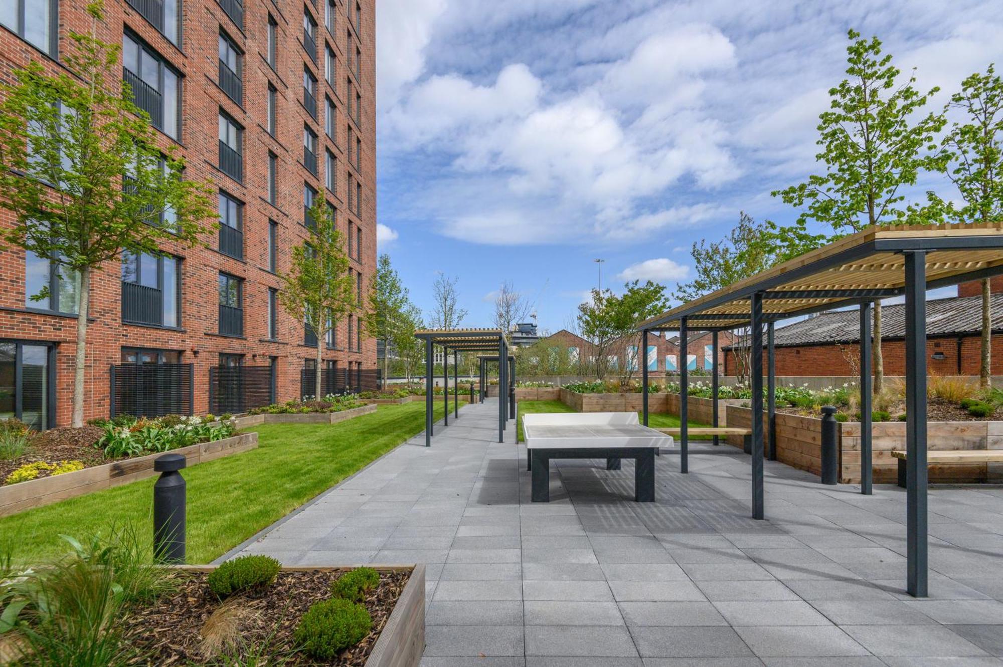Superior 1 Bed Apartment By Leeds Train Staiton Екстериор снимка