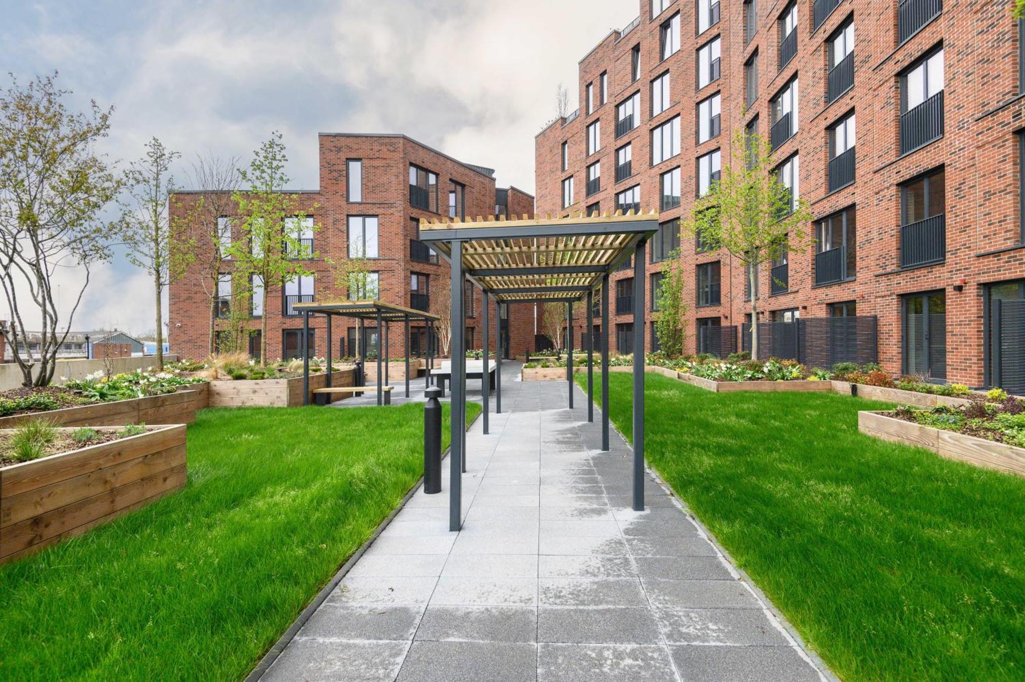 Superior 1 Bed Apartment By Leeds Train Staiton Екстериор снимка
